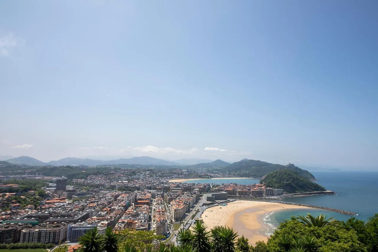 Amazing Views Over San Sebastian In A Family Cottage 0*,