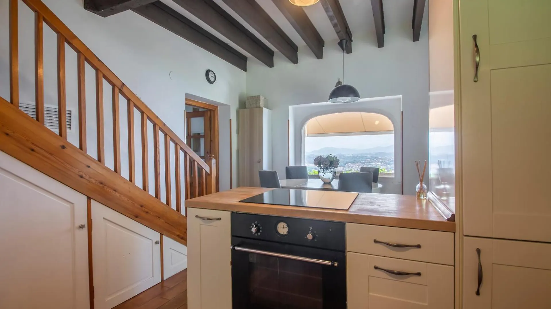 Villa Amazing Views Over San Sebastian In A Family Cottage